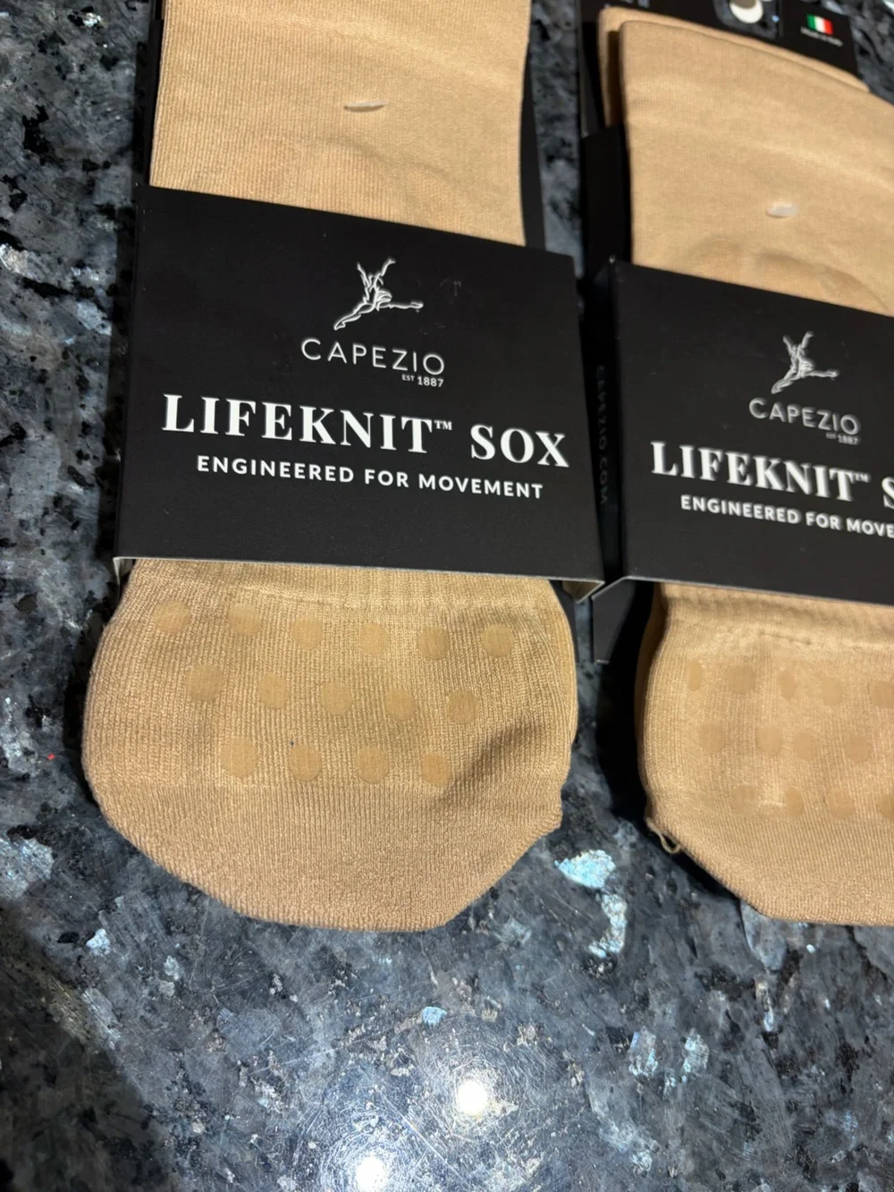 Lot Of 2 Capezio Lifeknit Sox Nude Dance Recovery Socks Italy New Grippy M